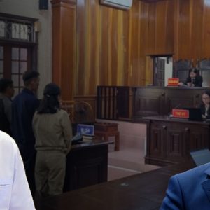 Whose is policy of „respecting high-level cadres but disrespecting low-ranking ones“ in disciplinary action?