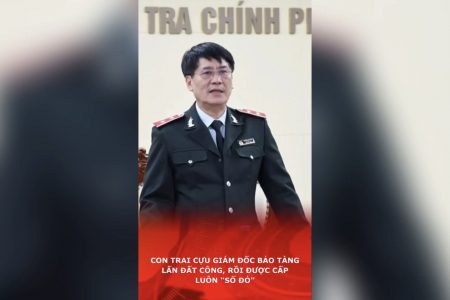 ลูกชายของอดีตผู้อำนวยการพิพิธภัณฑ์รุกล้ำที่ดินสาธารณะ แล้วได้รับ ‘หนังสือแดง’